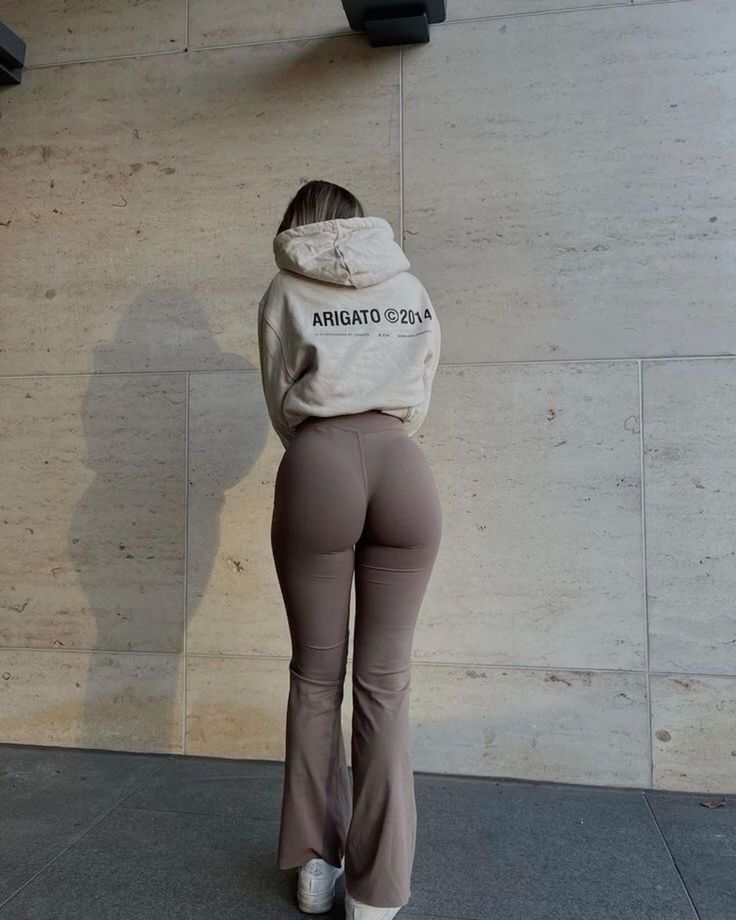 leggings hip